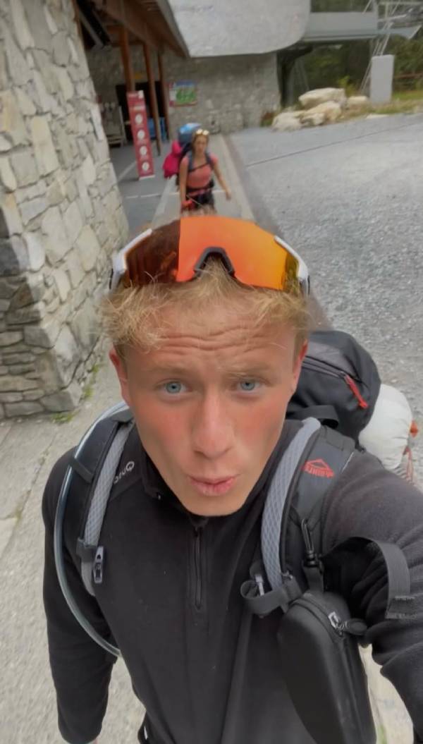 Evan et son sac à dos